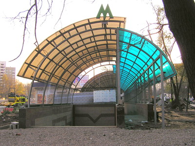 Прозрачная кровля из поликарбоната, Киев, ст.м. Теремки
