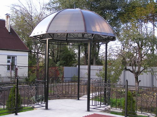 Беседка из поликарбоната