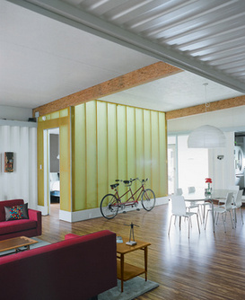 Межкомнатная прозрачная перегородка из поликарбоната