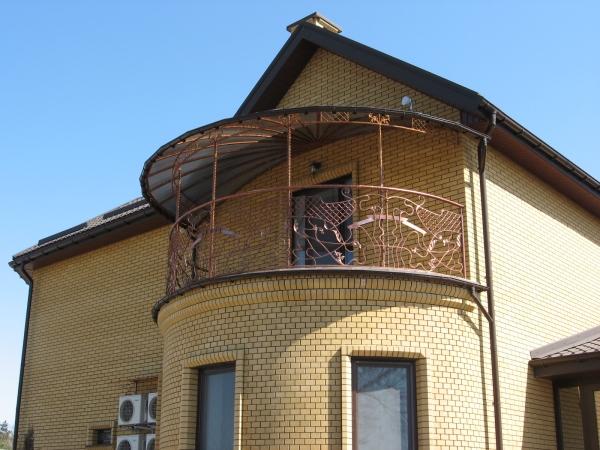 навес из поликарбоната конструкция из поликарбоната