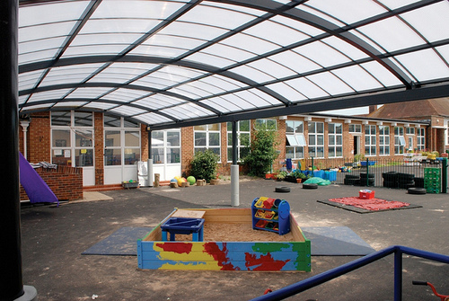 Детский павильон из поликарбоната Детский павильон из поликарбоната