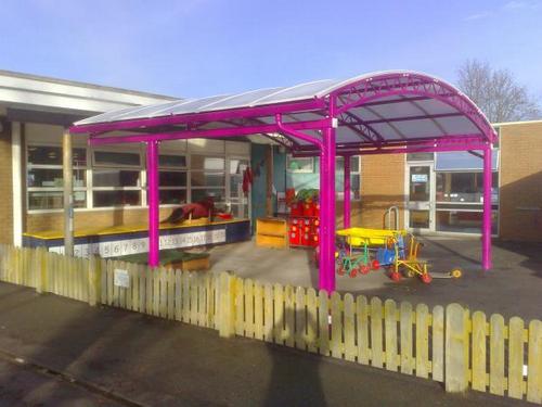 Детский павильон из поликарбоната Детский павильон из поликарбоната