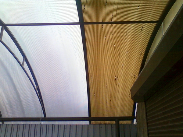 Некачественный поликарбонат