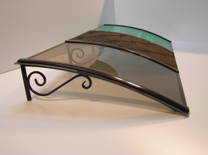 Козырёк из кронштейна